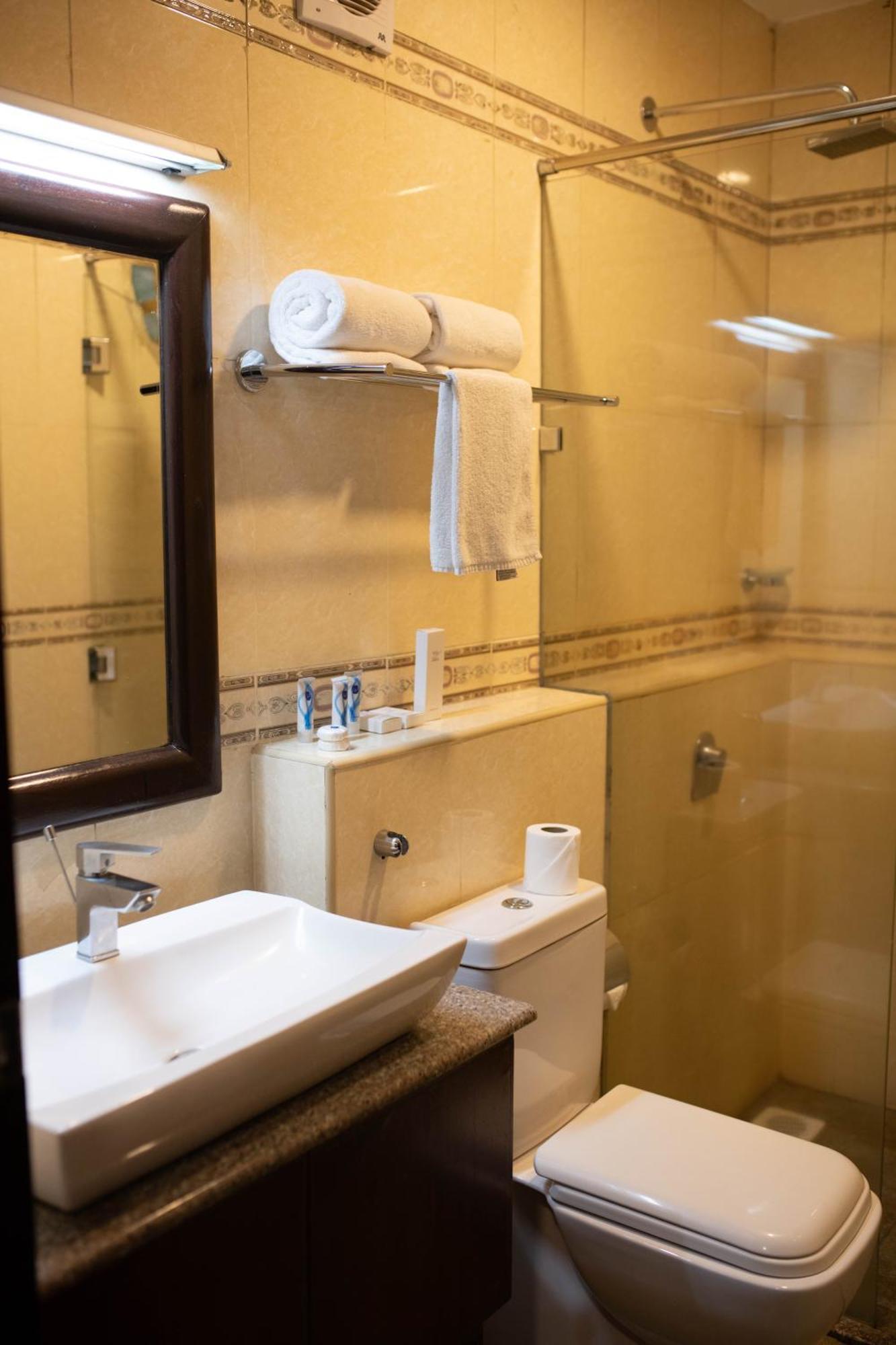 The Monarch Hotel Найроби Екстериор снимка